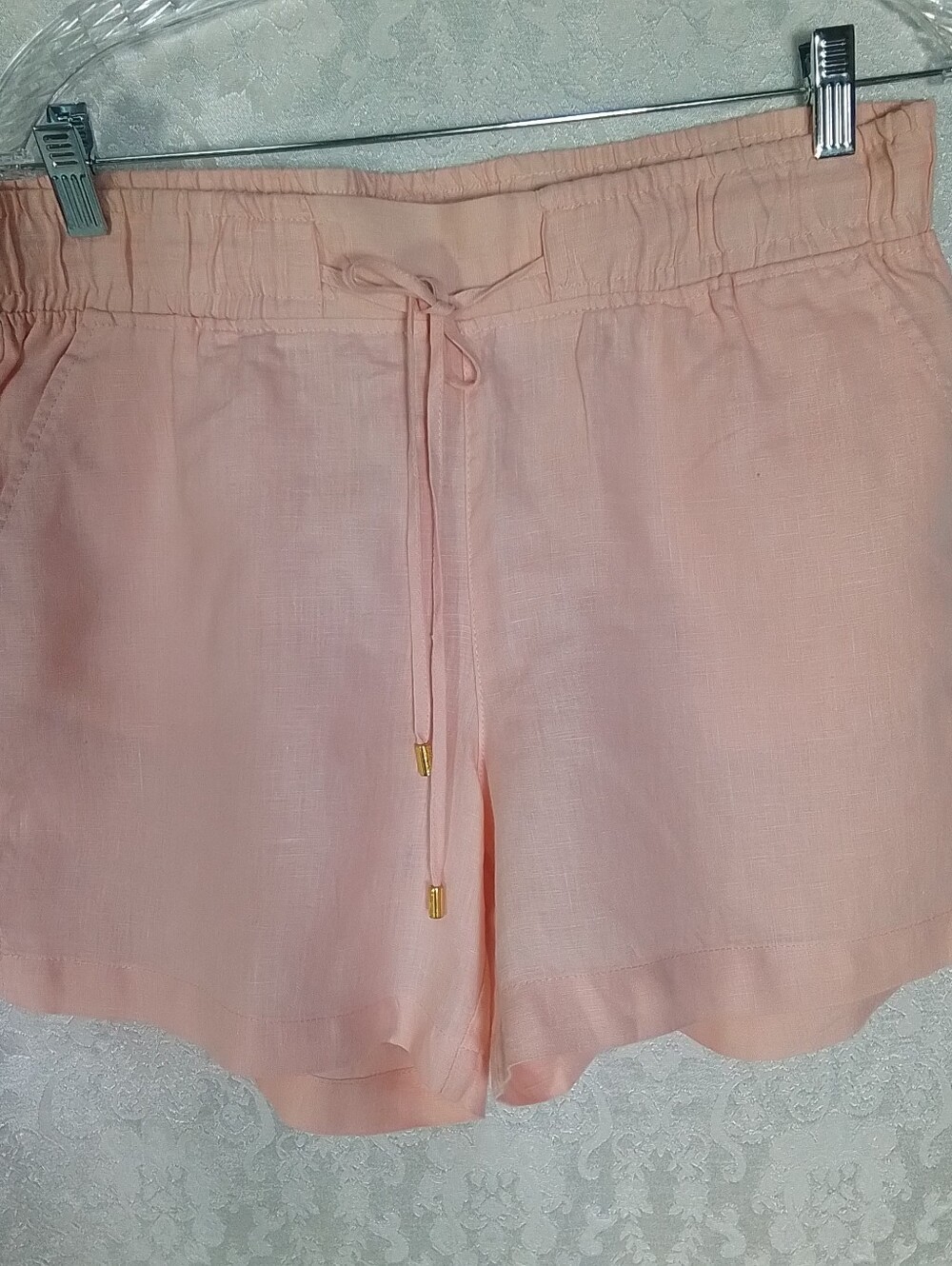 Ellen Tracy Company champagne 100% linen shorts